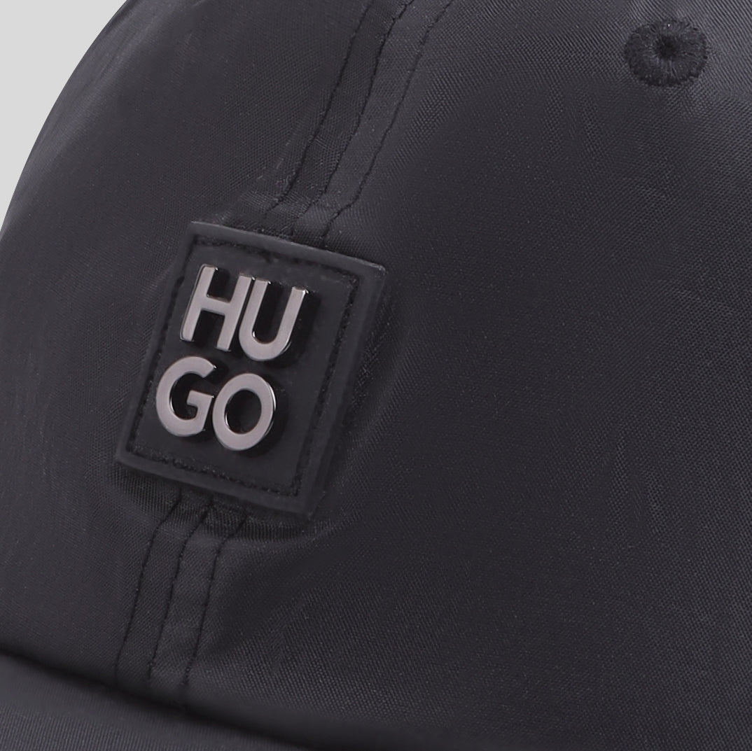 Hugo Cap