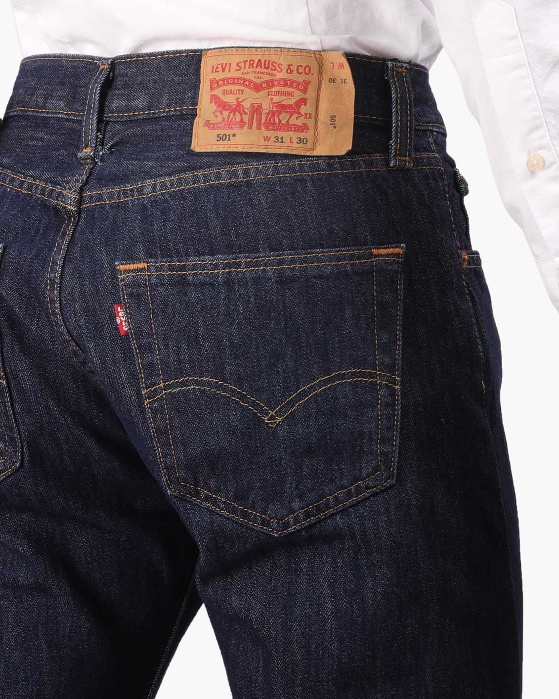 Levis 501 Regular Fit Jeans