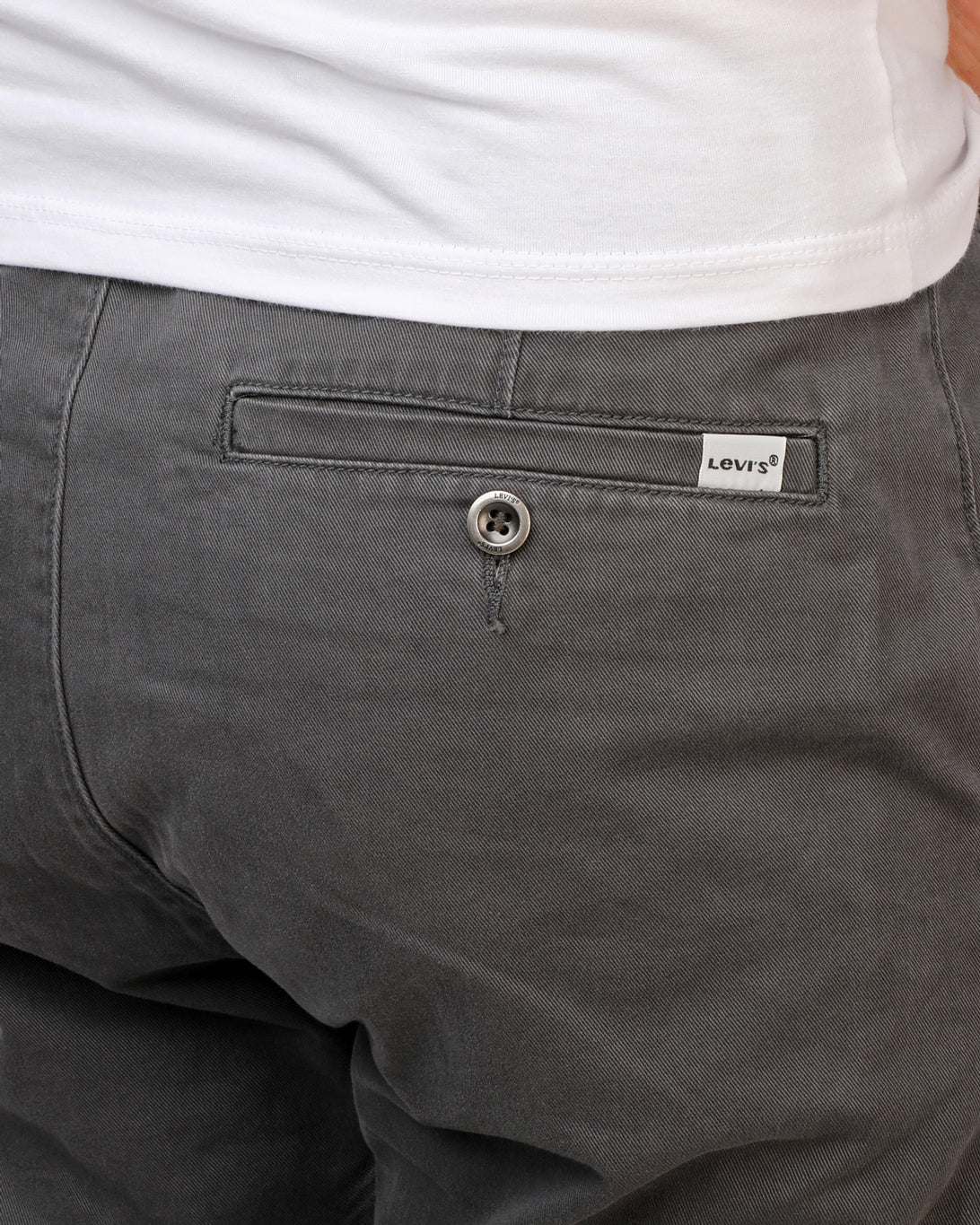 Levis Regular Fit